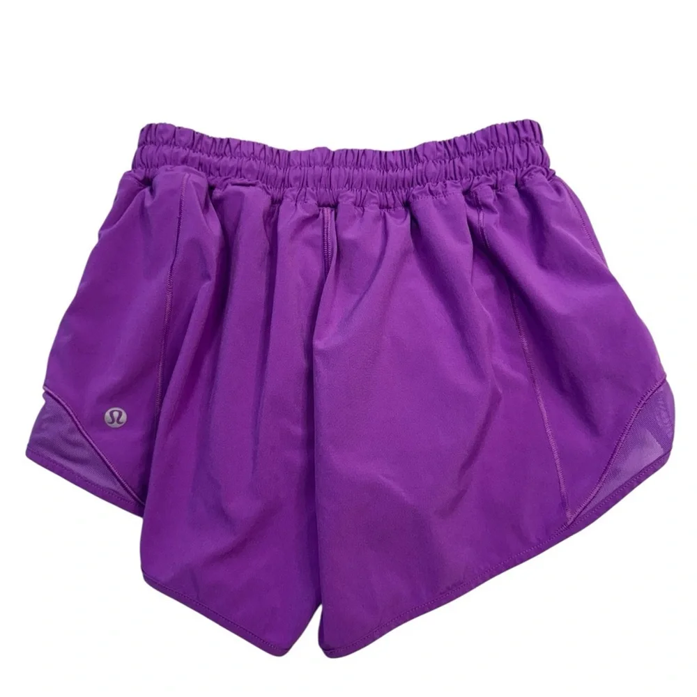 Lululemon Hotty Hot Shorts Low Rise Purple - Picture 2 of 7
